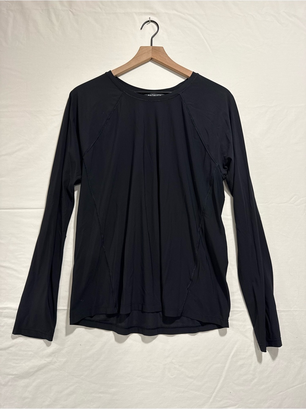 Athleta Black Long Sleeve Performance Top Raglan Stretch Size M